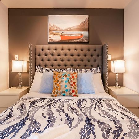 1Br Luxury Condo - Downtown Toronto Luaran gambar