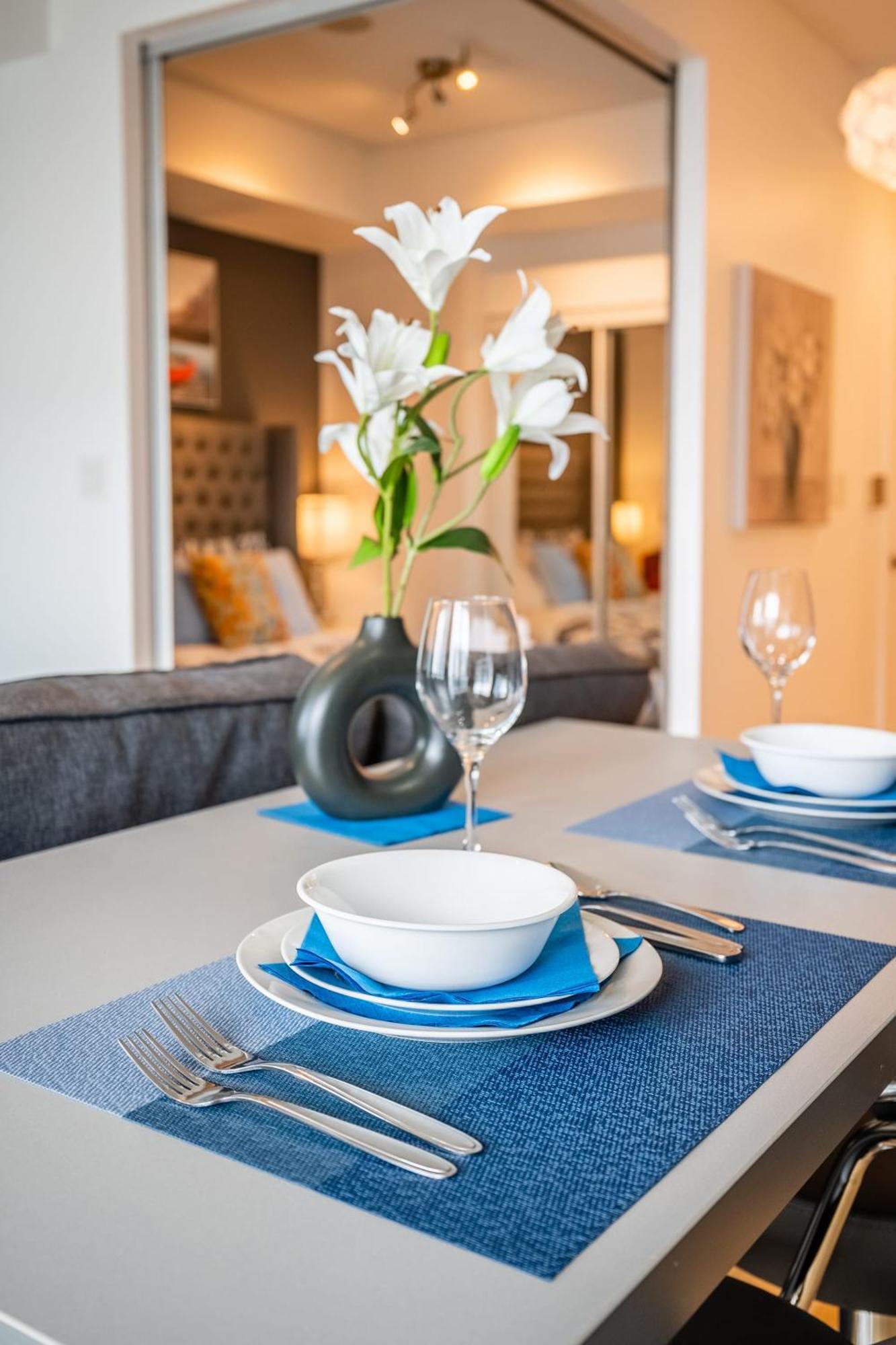 1Br Luxury Condo - Downtown Toronto Luaran gambar